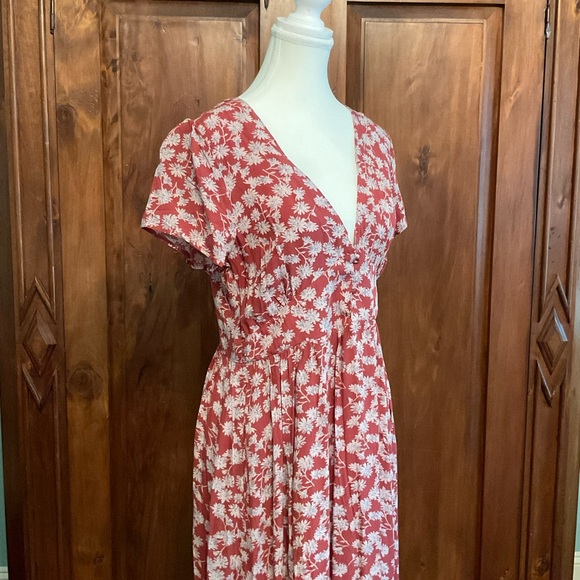 NWT! NATURAL LIFE Red and White Floral Maxi Dress - Picture 7 of 16